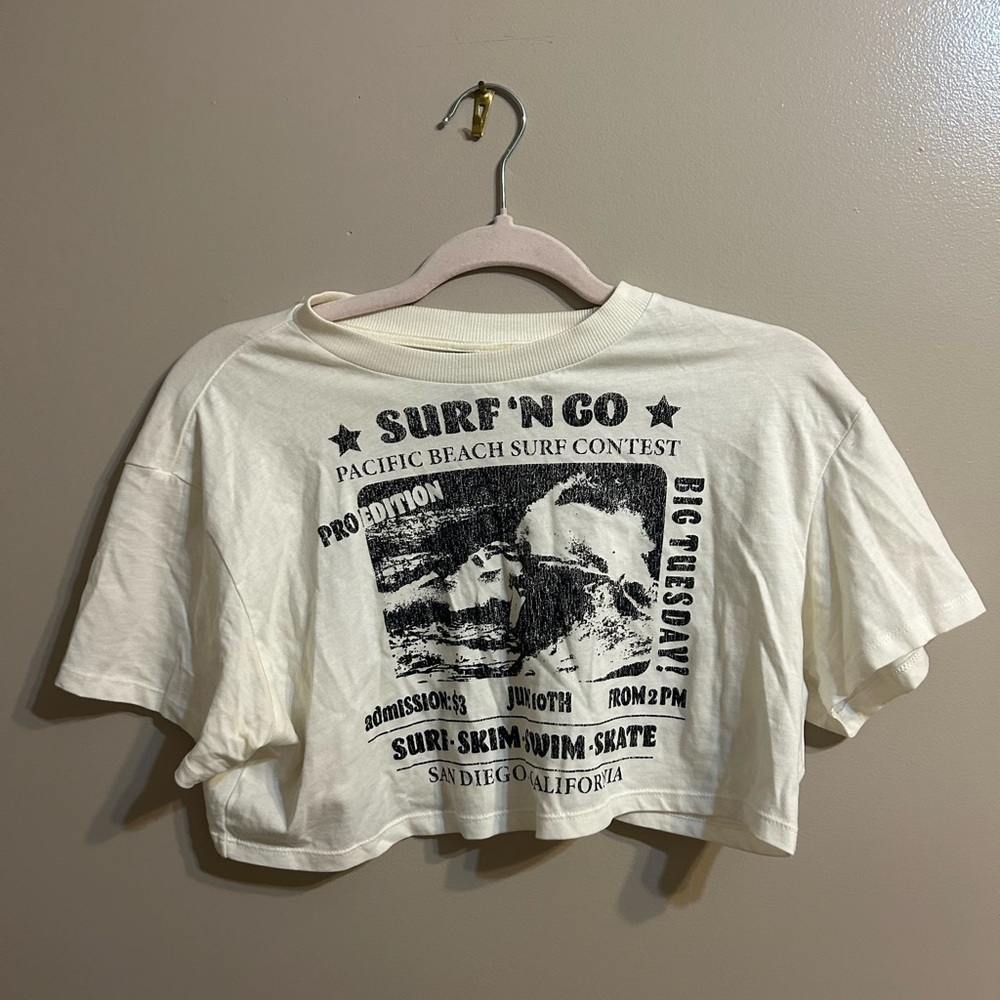 H&M cropped graphic tee